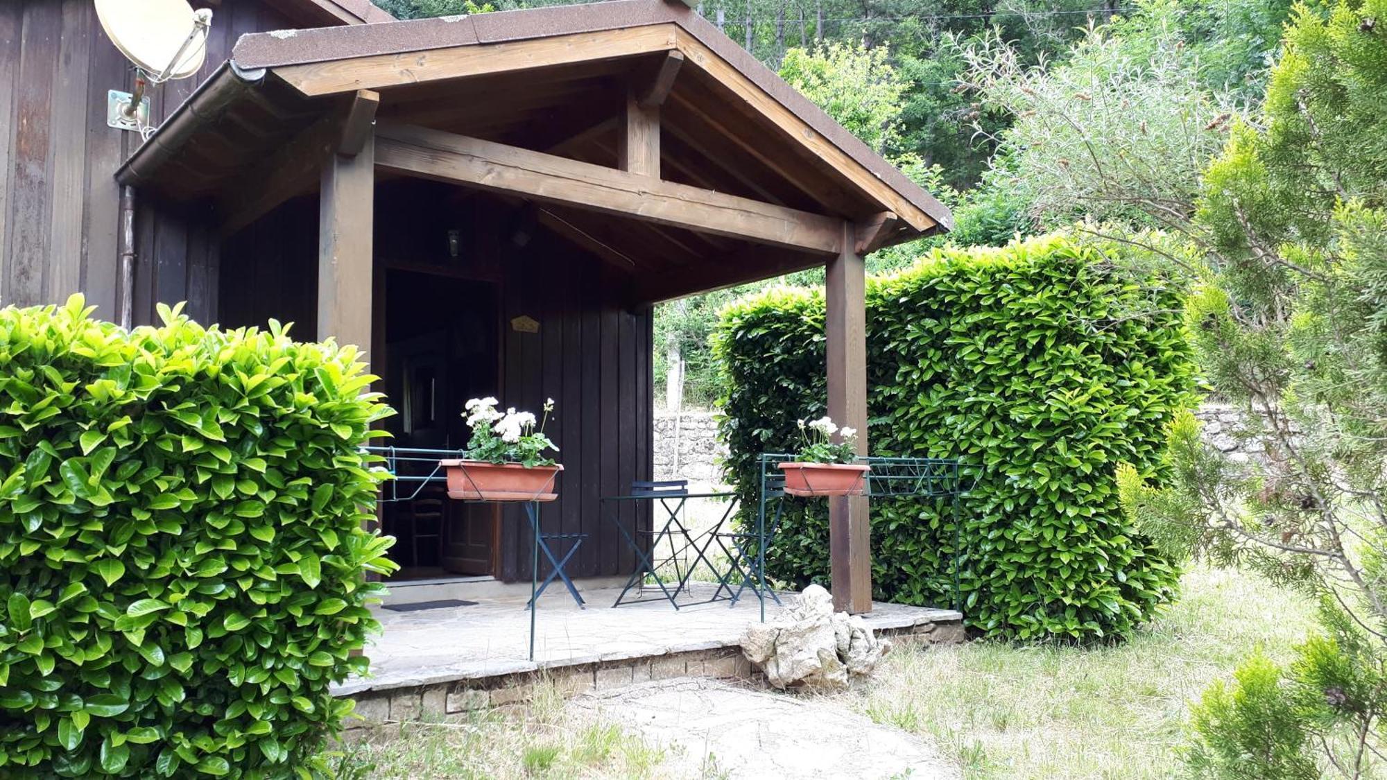 Les Chalets Du Roc Alzon Buitenkant foto